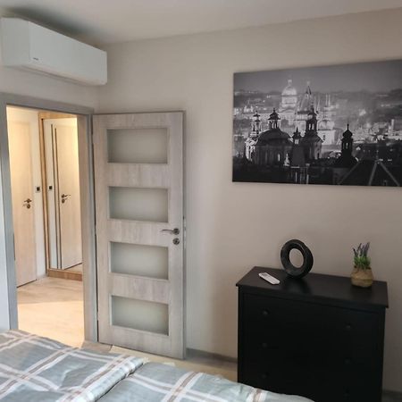 Vltava Design Apartments Прага Экстерьер фото